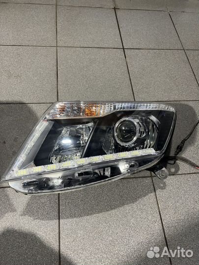 Фары Nissan Terrano