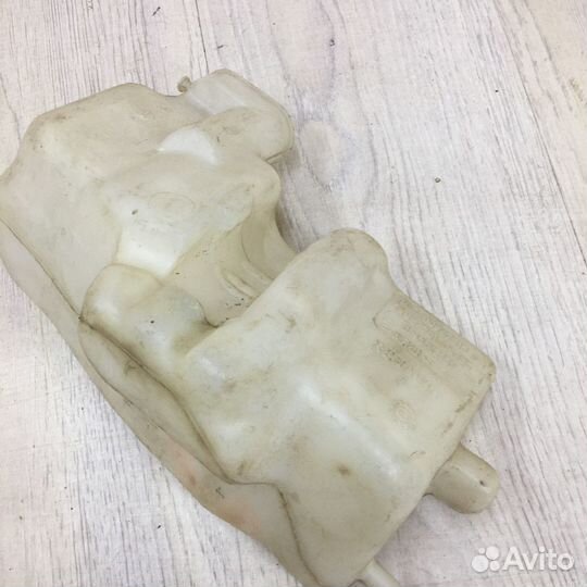 Бачок омывателя Renault symbol