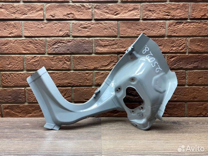 Панель крепления заднего фонаря правая Kia K5 New