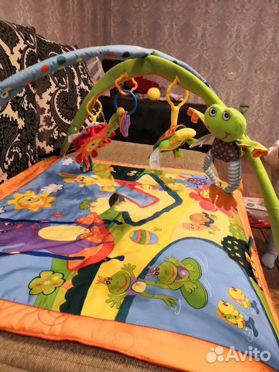 Развивающий коврик