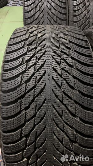 Nokian Tyres Hakkapeliitta R3 245/40 R20 и 275/35 R20
