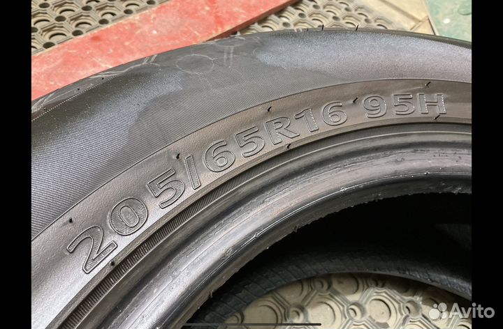 Kumho Solus SA01 KH32 205/65 R16