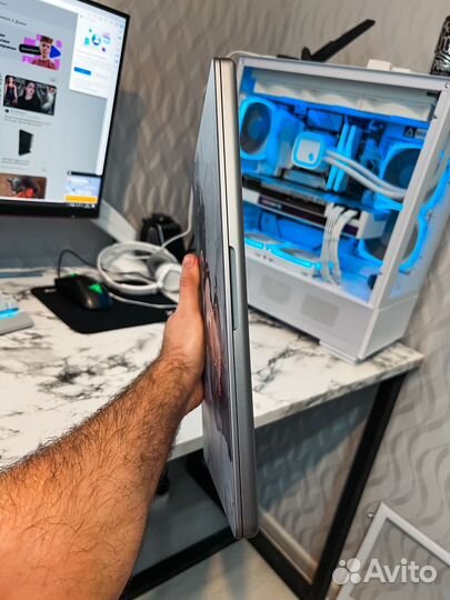 Macbook pro 14 m1 16 512