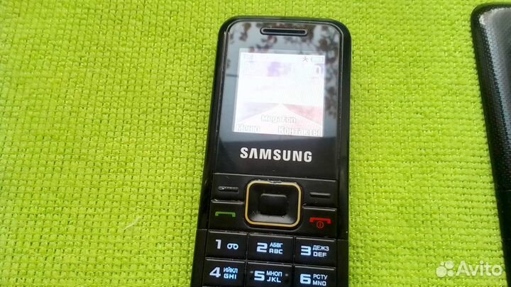 Samsung E1070