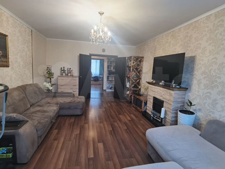 3-к. квартира, 91 м², 3/12 эт.