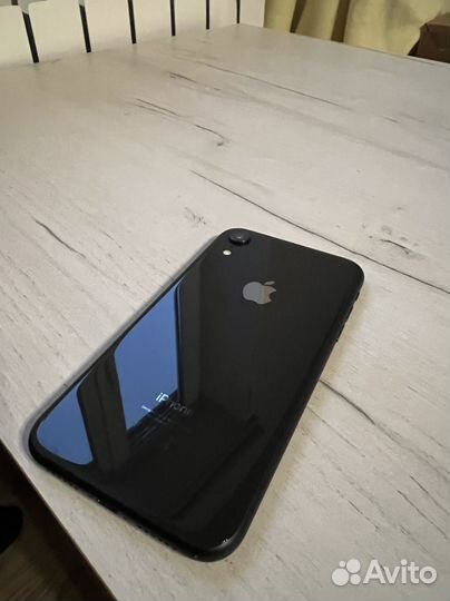 iPhone xr 64gb
