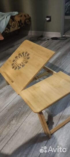 Столик для ноутбука