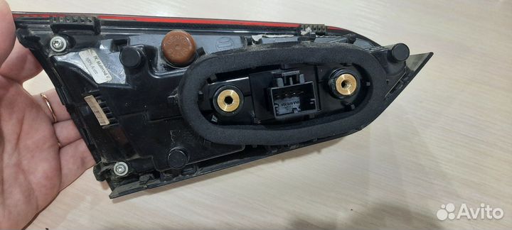 Задний правый фонарь на skoda rapid 2