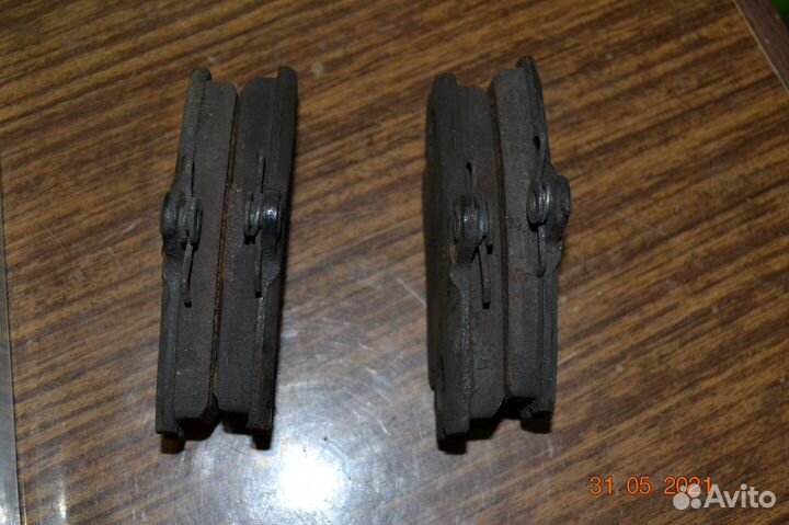 Тормозные колодки передние ferodo 1781W