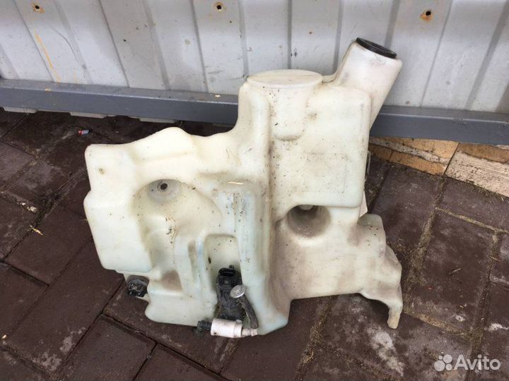 Бачок омывателя Mercedes-Benz Gl-Class X164