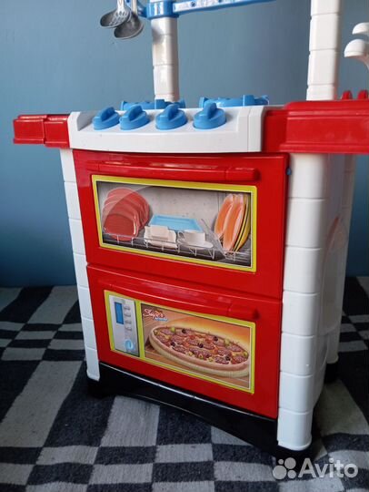 Детская игрушечная кухня пластик
