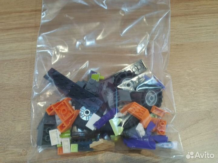 Lego city монстр-трак