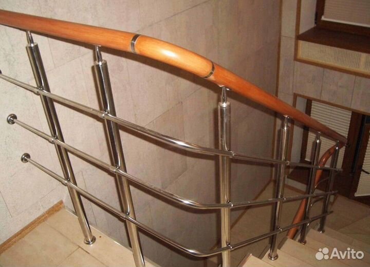 Нержавеющие перила на винтовую лестницу