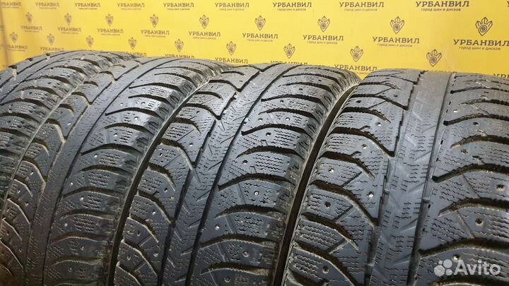 Bridgestone Ice Cruiser 7000 205/60 R16 92T