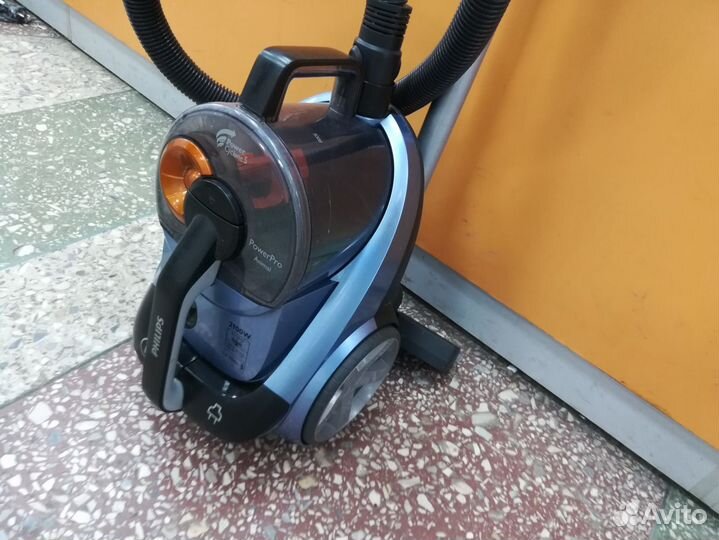 Пылесос с контейнером для пыли Philips FC8767 Powe