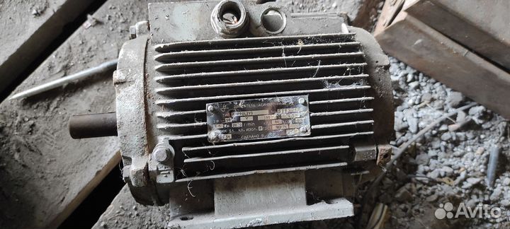 Электродвигатель асинхронный бу