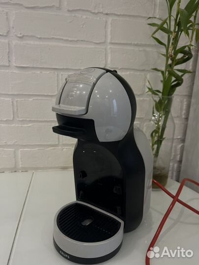 Капсульная кофемашина dolce gusto