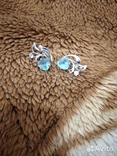 Продам серьги серебро