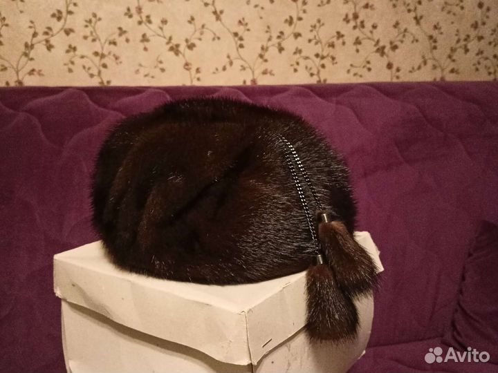 Берет женский норковый