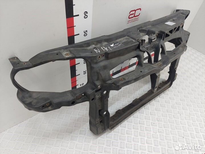 Панель передняя (телевизор) для Volkswagen Golf 4