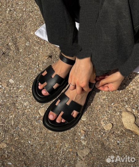 Босоножки Hermes черные