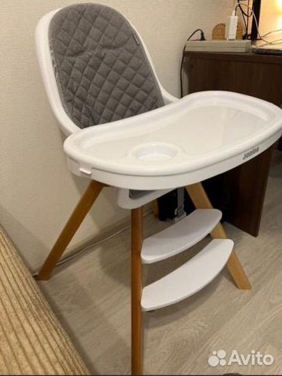 Стульчик для кормления новый