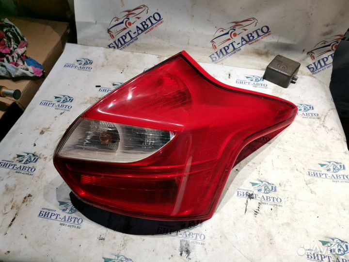 Фонарь задний правый Ford Focus III (2011—2015)