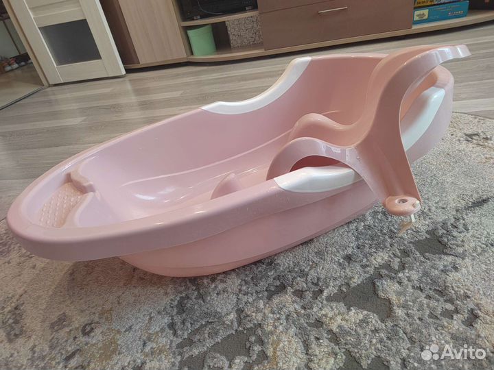 Ванночка для купания с горкой
