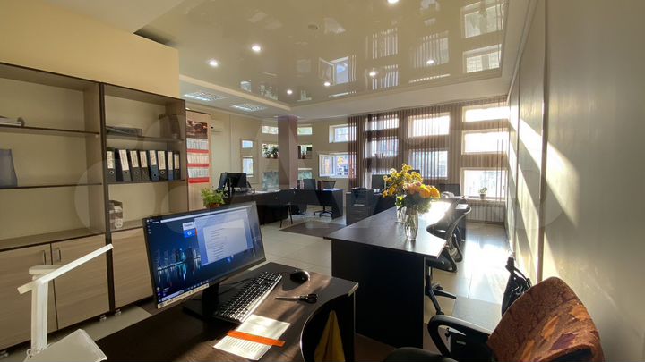 Офис, 180 м²