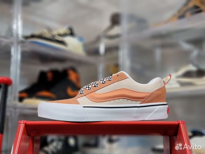 Vans Knu-Skool VLT LX Peach Dust Orange