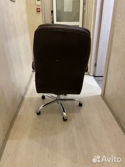 Кресло бу руководителя