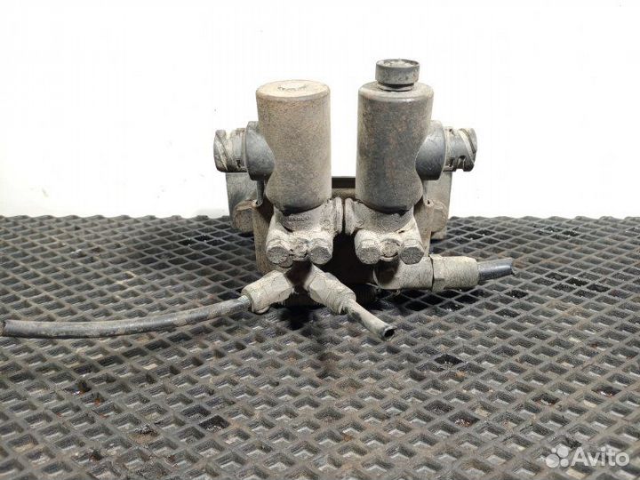 Клапан электромагнитный Scania