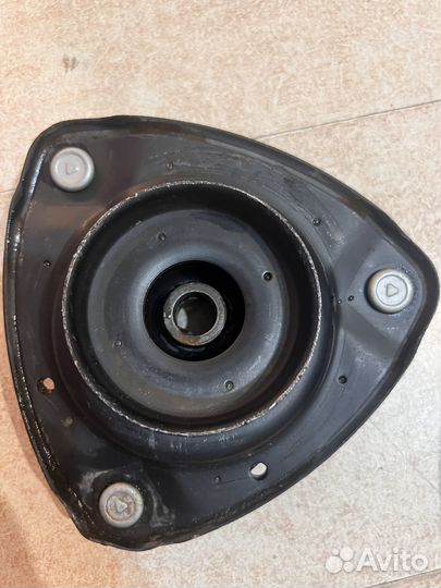 Опора амортизатора камри V 70