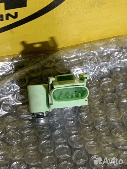 Датчик удара airbag Bmw