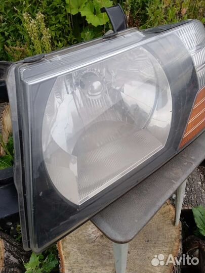Фара с машины Мицубиси 5 pajero левая