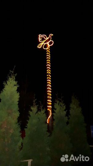 Светодиодная фигура на столб дачного участка