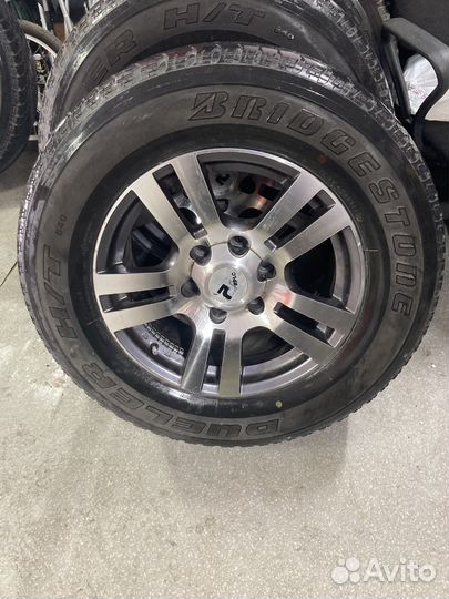 Bridgestone Dueler A/T 265/65 R17