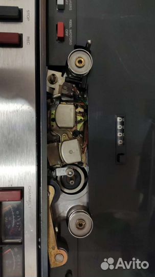 Катушечный магнитофон revox a77