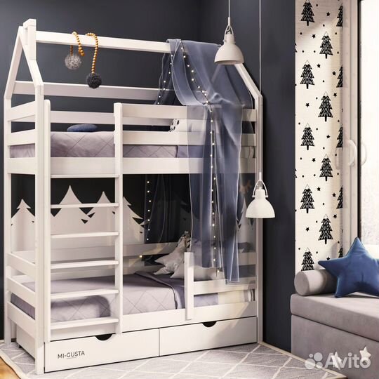 Детская двухъярусная кровать домик