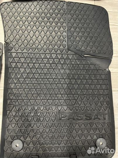 Автомобильные ковры на passat B7