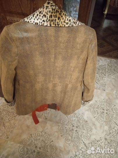 Женская куртка