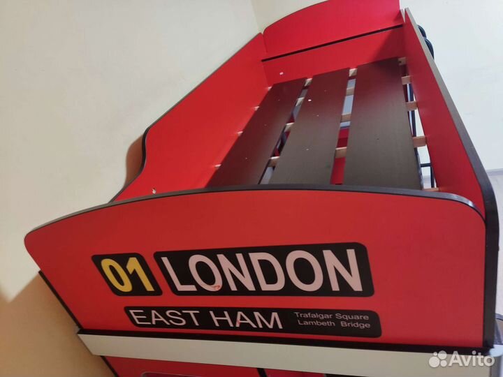 Двухъярусная кровать бу с матрасами