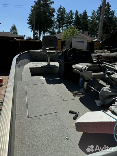 Рыболовный катер