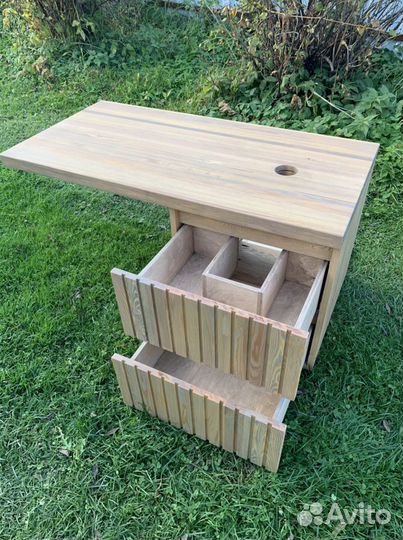 Тумба для ванной подвесная из лиственницы