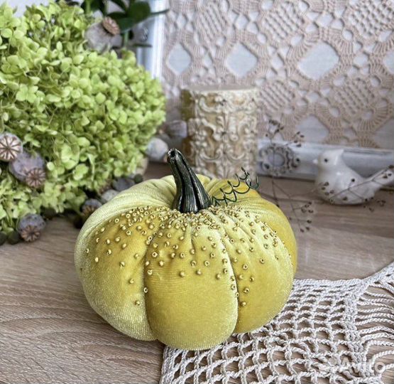 Интерьерные украшения-тыквы