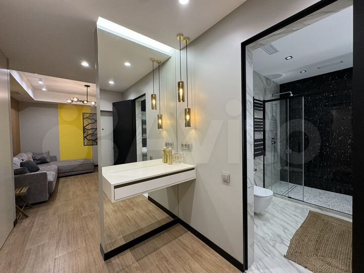 2-к. квартира, 63 м², 6/10 эт.