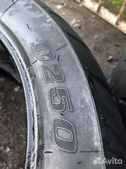 180/60/16 R16 dunlop D250 (X3-2M)