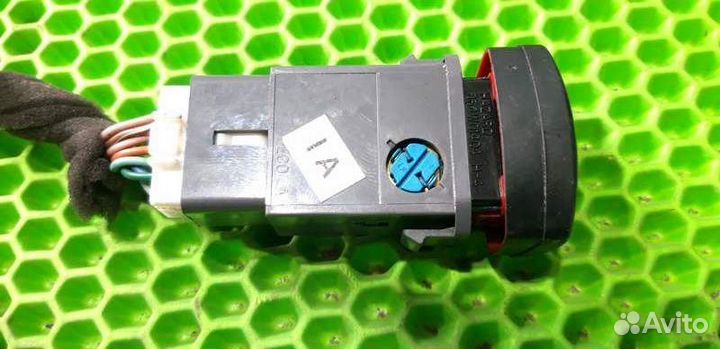 Кнопка аварийной сигнализации Chevrolet Lacetti