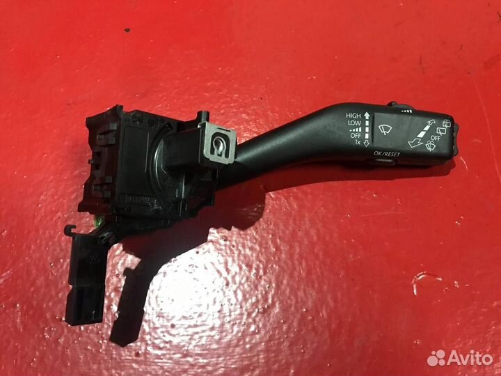Переключатель подрулевой правый VW Tiguan