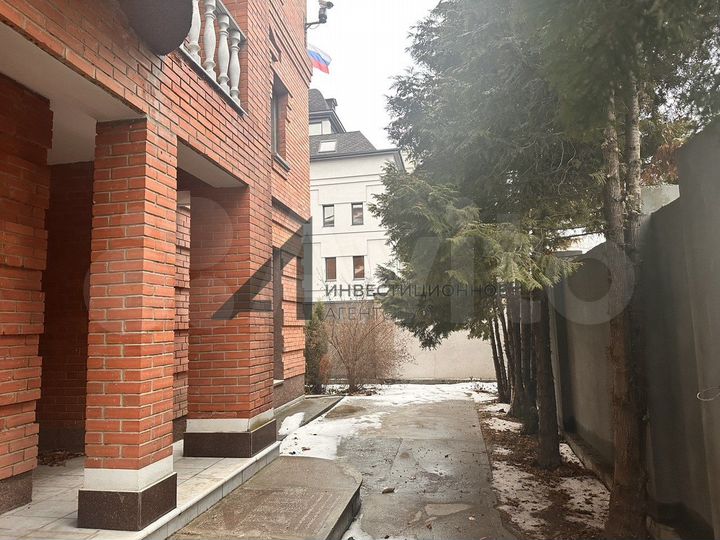 Сдам здание со своей территорией